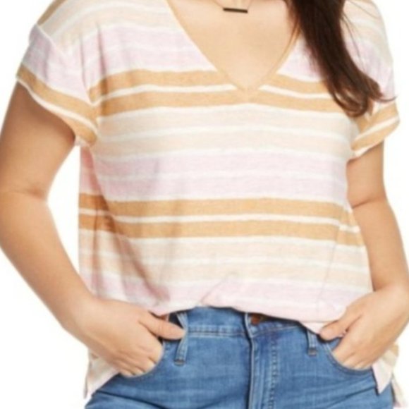 Madewell Tops - Madewell Skyline V-Neck Tee in Sweetheart Blush